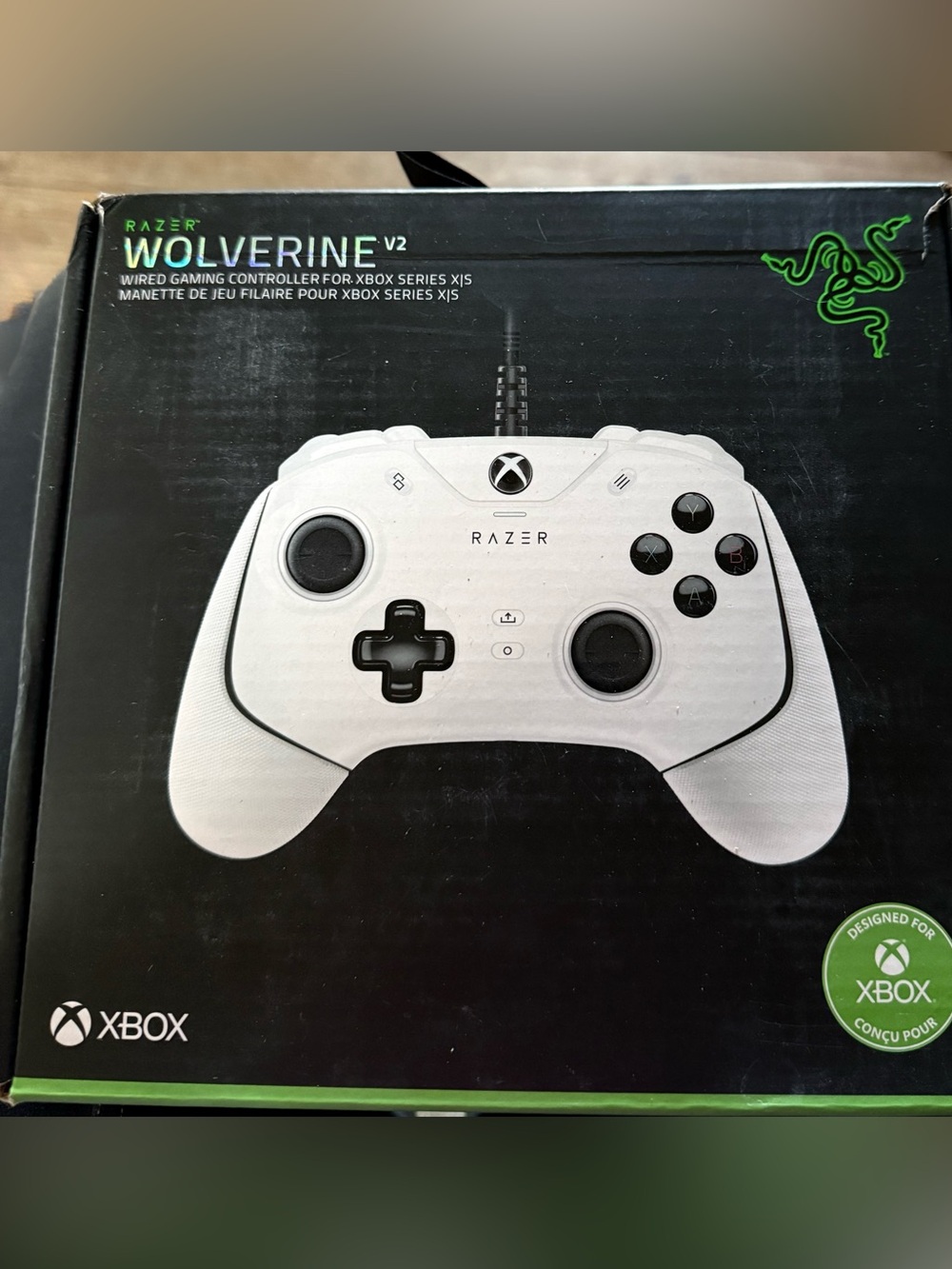 Razer Wolverine V2 White Wired Xbox Series Controller